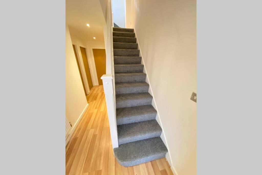 Large 5-Bed City Centre Townhouse With Secure Parking Manchester Ngoại thất bức ảnh